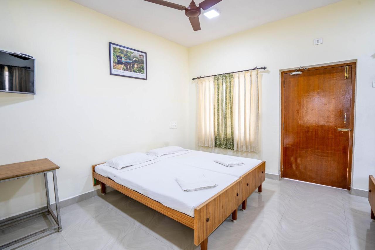 Hotel Tamilnadu - Thirukadaiyur Tirukkadaiyur Eksteriør bilde